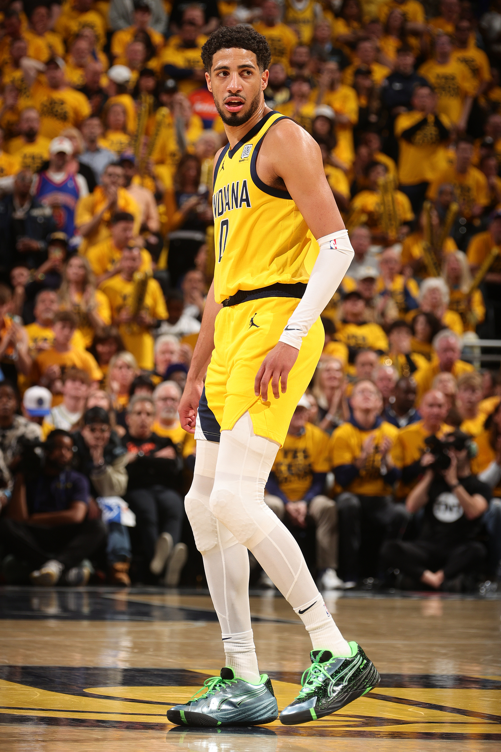 🎤湖媒调侃：步行者和雷霆在总决赛相遇，收视率将跌入万丈深渊