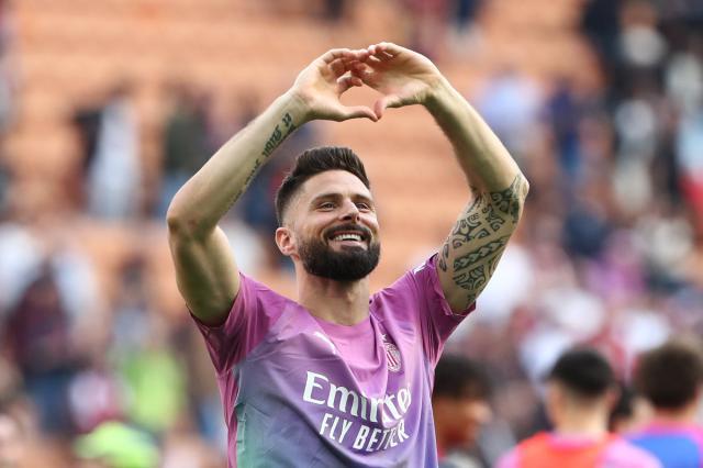 1712423603848072940.jpg Olivier-Giroud-Milan-heart.jpg